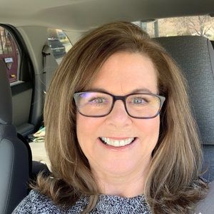 Meet your Posher, Cindy